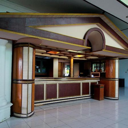 Oyo 2360 Hotel Rio Bengkulu Exterior photo