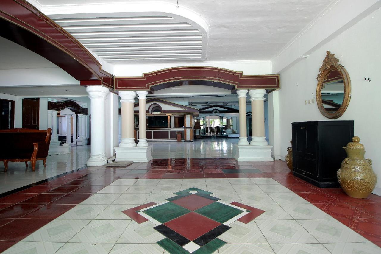Oyo 2360 Hotel Rio Bengkulu Exterior photo