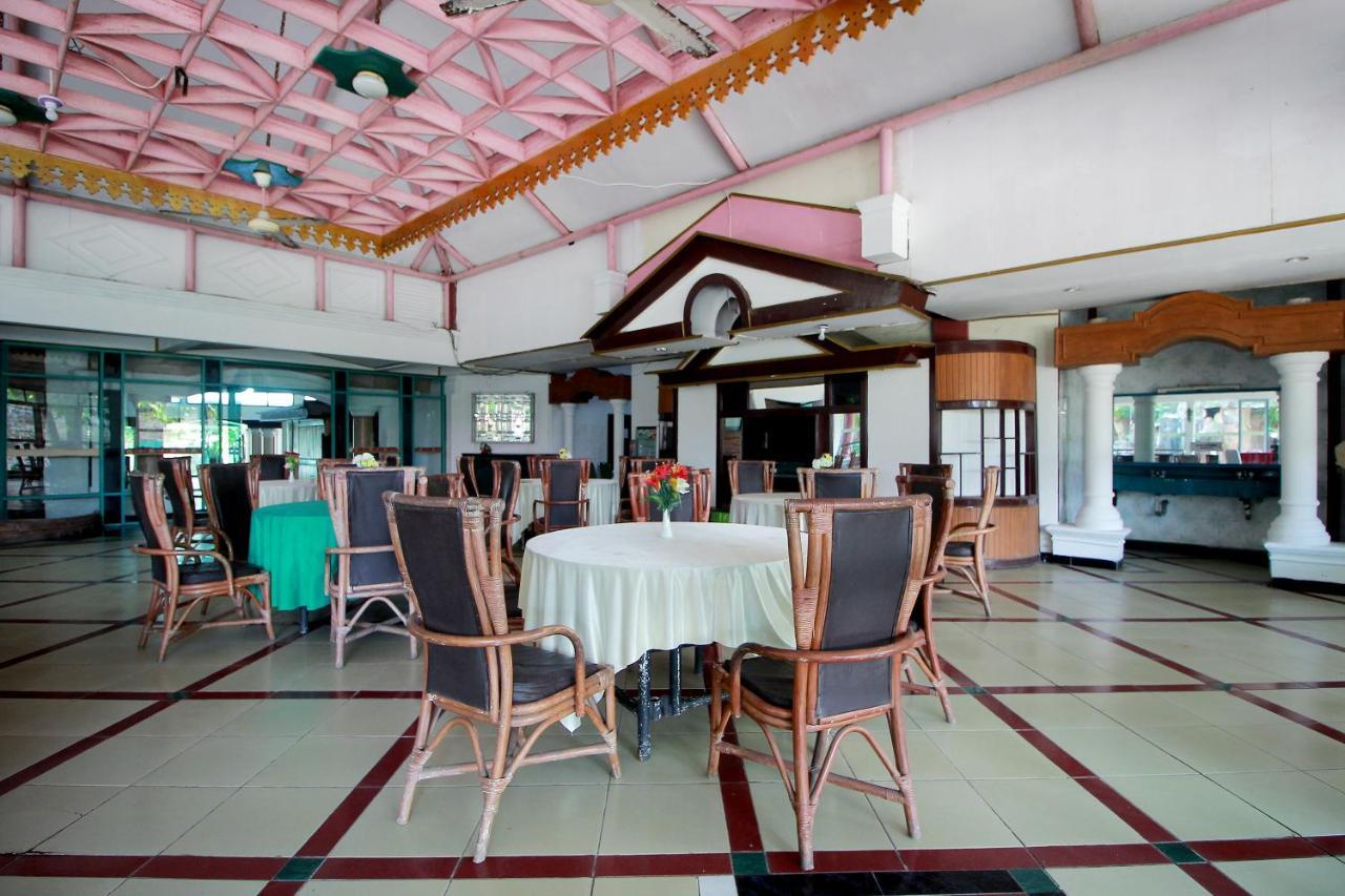 Oyo 2360 Hotel Rio Bengkulu Exterior photo